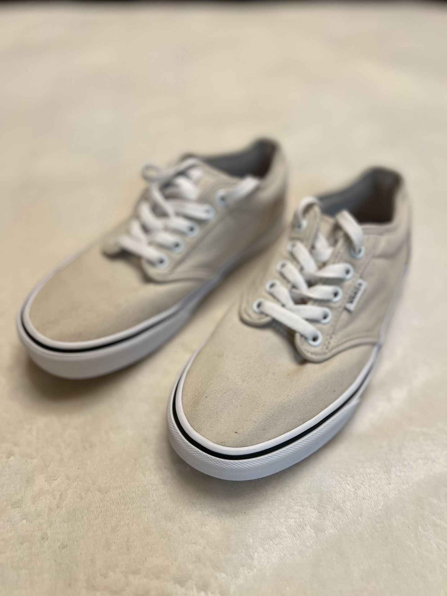 Unisex Vans Shoes  8.5 W   7 M