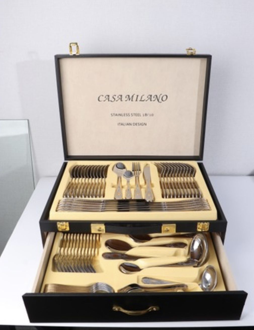 72-Piece 18/10 Stainless Steel Flatware Set With 18karat Gold Plating In Storage Box - Complete Service For 12 Person - Medallion Design