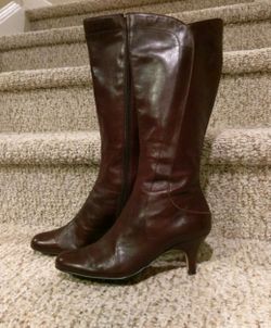 Women's Size 6 TAHARI Boots [Retail $165] LEATHER with Side Zipper