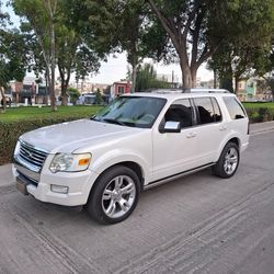 2010 Ford Explorer