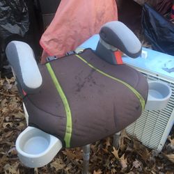 Like New Toddlers Booster Car Seat With Cupholders Only $25