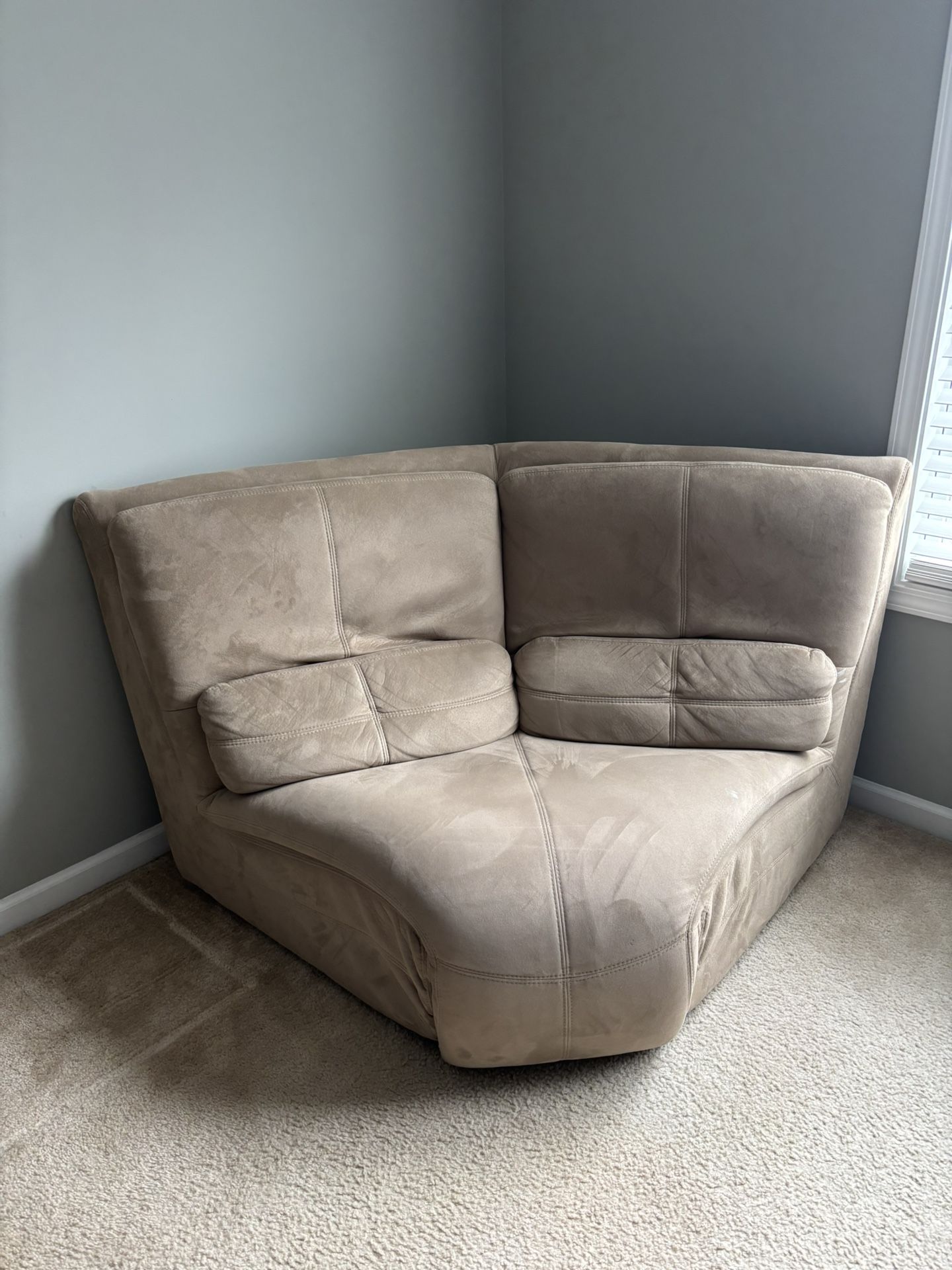 Corner Sectional Piece $90 OBO