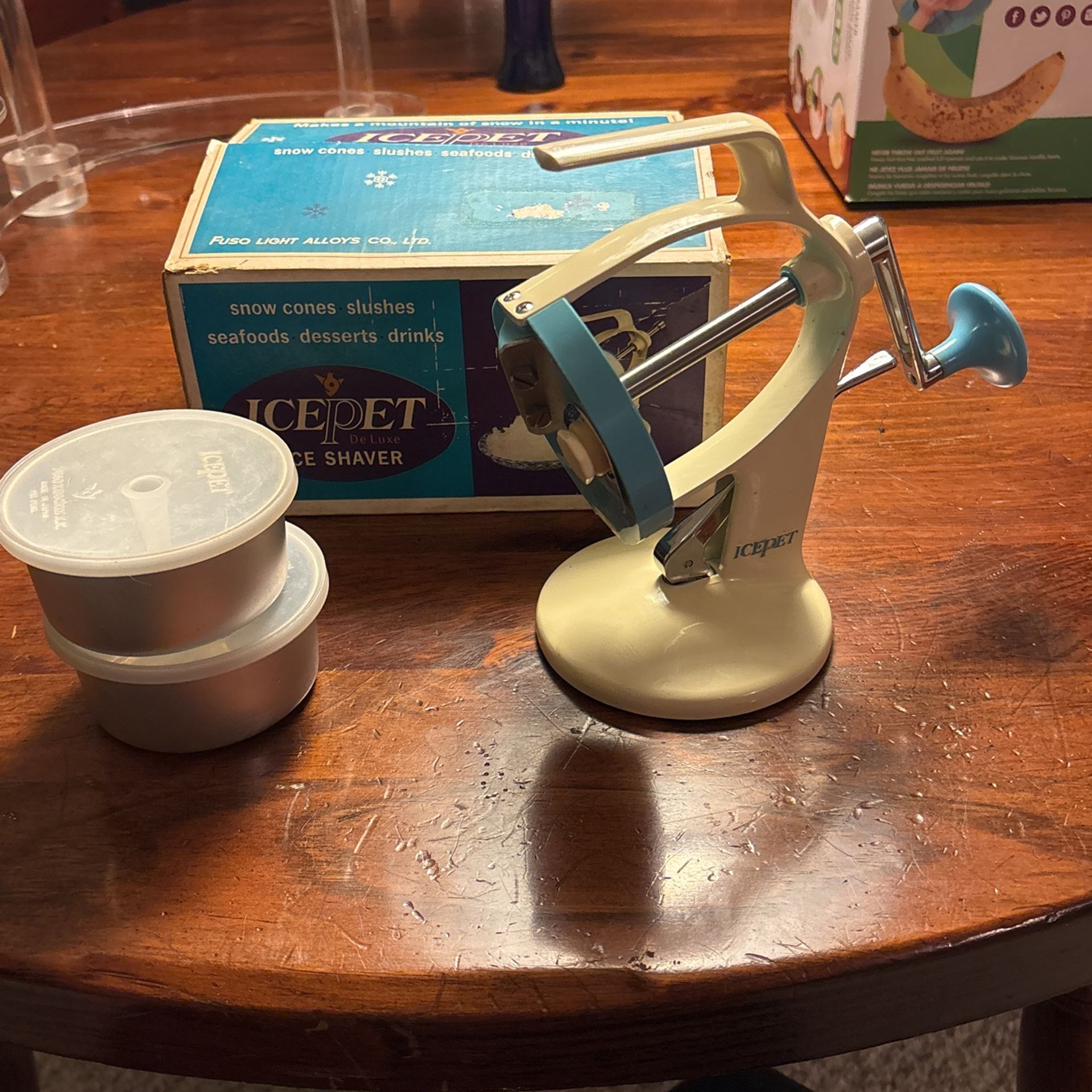 “REDUCED “Ice Shaver by ICE PET
