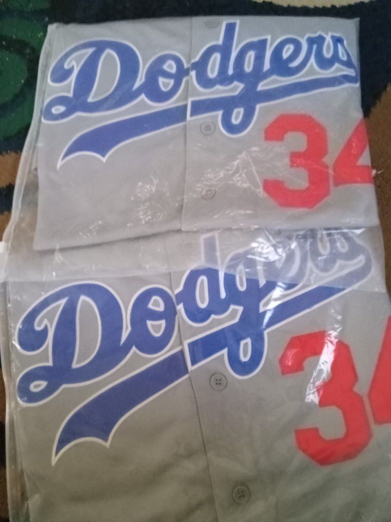 Dodgers Valenzuela Jersey for Sale in Lynwood, CA - OfferUp