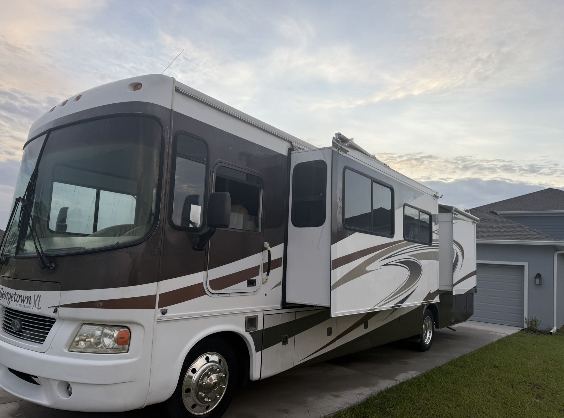2007 Forest river Georgetown