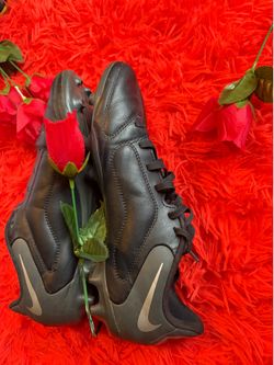 black soccer cleats size 8