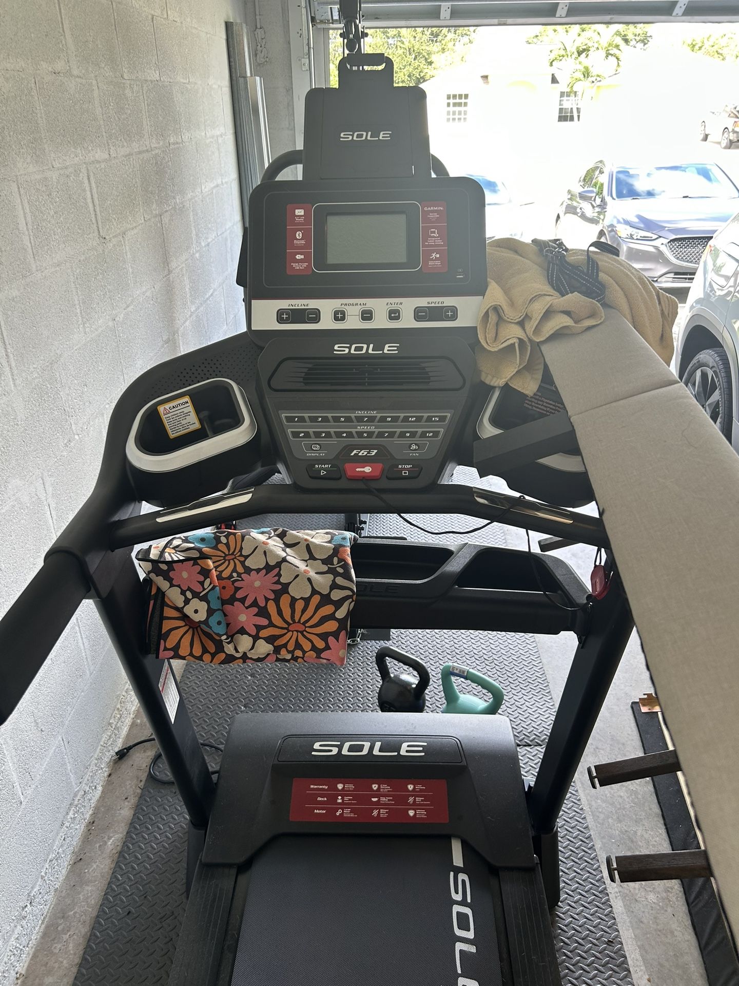 F63 Treadmill