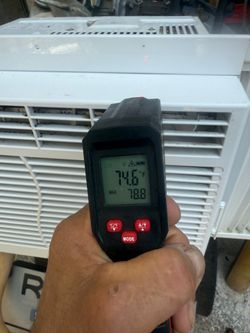 GE air conditioner 6050 Btu ice cold!