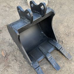 15” Mini Excavator Bucket