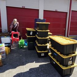 Halloween Hoarders Dream! Make Me An Offer!