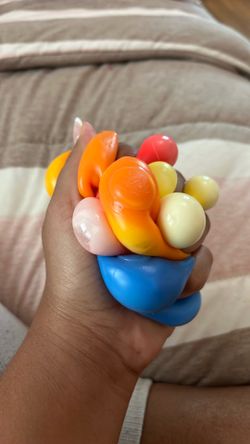 Sticky cubes