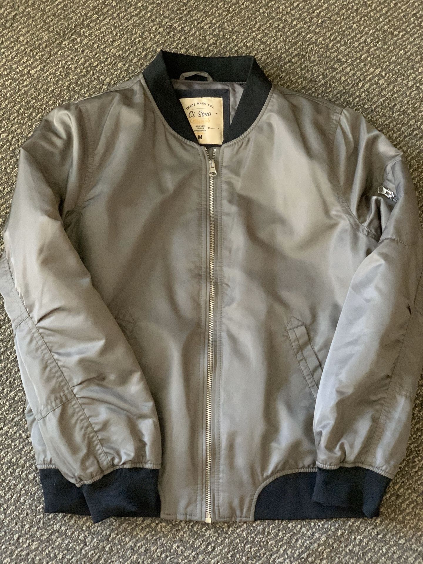 Women’s bomber jacket