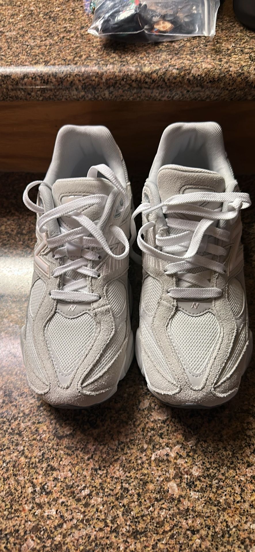 New Balance 9060 Woman’s