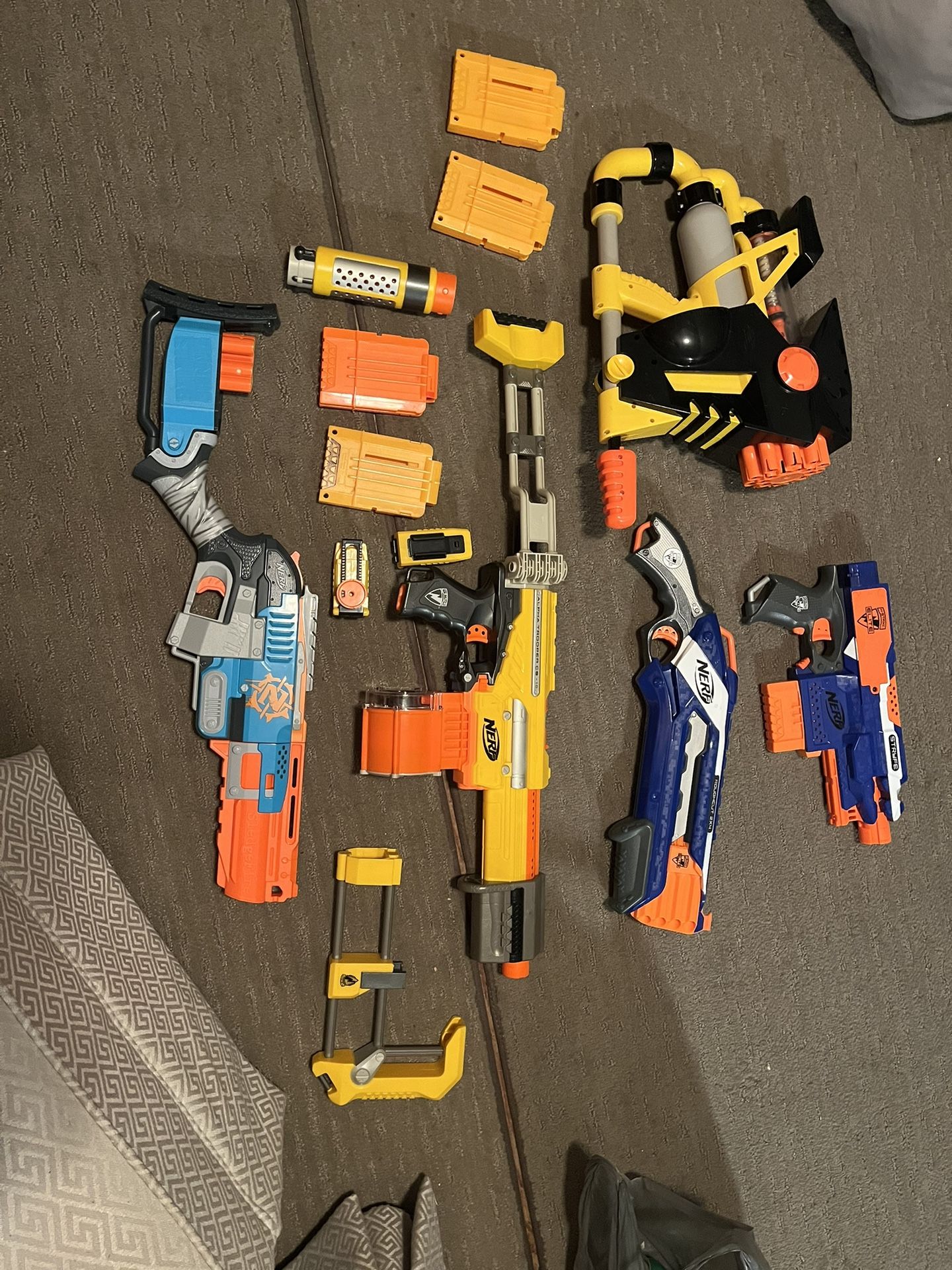 Nerf Guns 