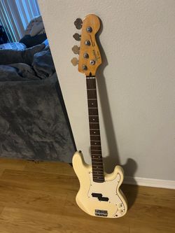 1989 Squier by Fender Precision Bass – Made in Korea (MIK) Vintage E9