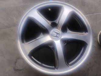 CIVIC ( 4 RIMS HONDA size 15 very good condition