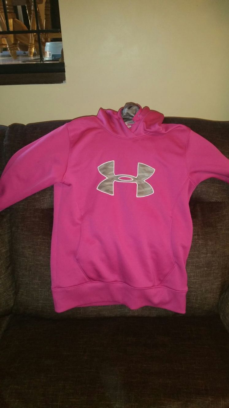 Underarmor sweatshirt