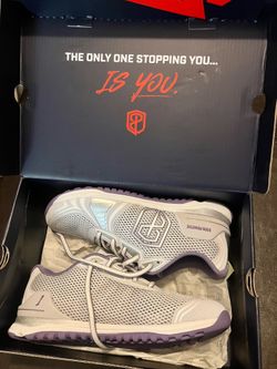 BRAND NEW Born Primitive WOMEN'S SAVAGE 1 MV SIZE 10 ++ see below for pick up location+++retail $139