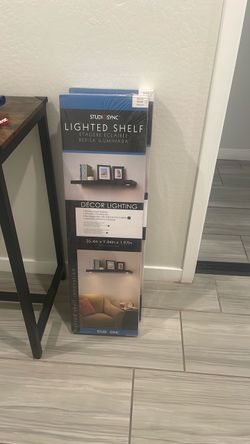 Lighted shelf’s
