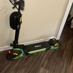 Off Duty Electric Scooter