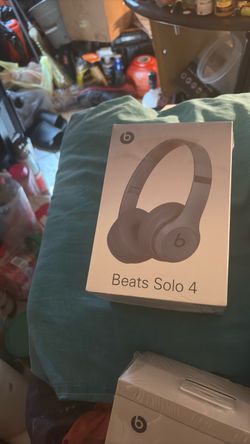 Beats Solo 4 Wireless Headphones