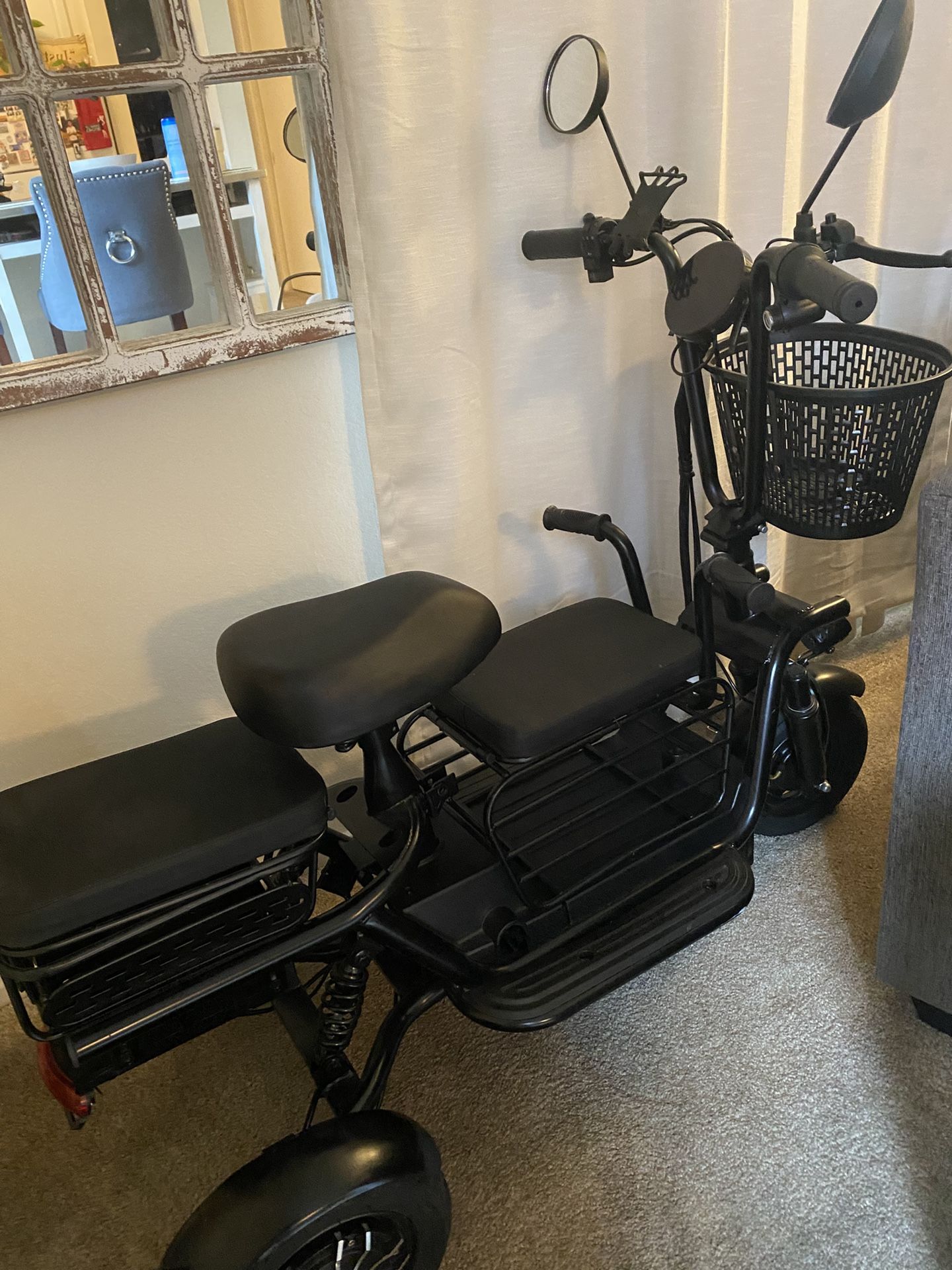 Three wheeler adult scooter just purchased without the warranty could not return it and I wrote it twice. I broke the charger ’