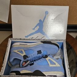 Jordan 4 SE University Blues