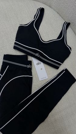 Black Alo Heart Throb Set