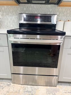 LG. Stove
