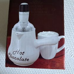 Bonjour Gourmet Hot Cocoa Pot and Frother