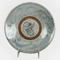 Antique Chinese Ming Dynasty Swatow Bowl Plate 9.5 Inch Celadon Porcelain