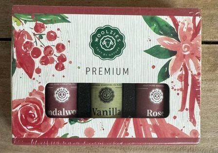 NEW Woolzies Essential Oils Sandalwood Rose and Vanilla $10 xox
