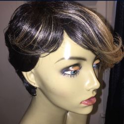 Short Wig