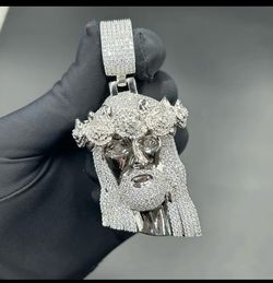 Real Moissanite Jesus Piece Passes Diamond Tester 💎