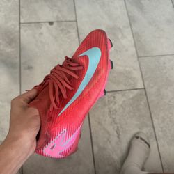 pink nike mercurials 