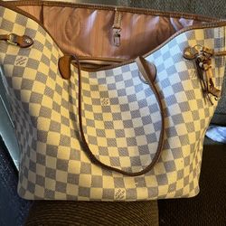 Authentic Lv $500