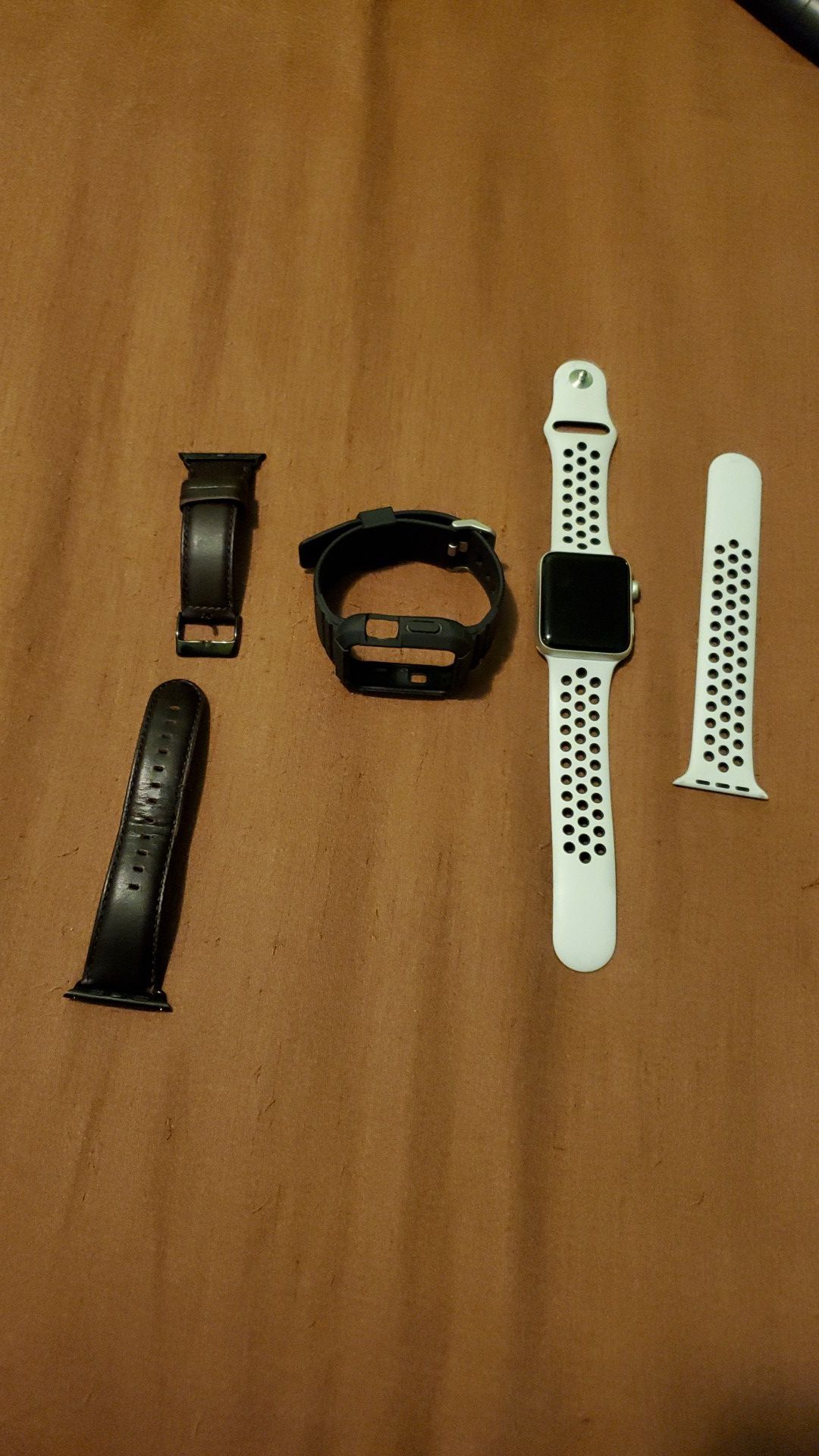 Apple watch Nike series 3 with bands GPS 42mm with charger.