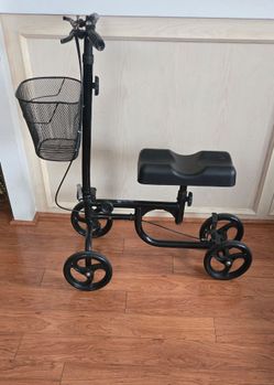 Knee Scooter with Basket and Hand Brakes