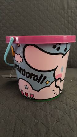 Sand pail