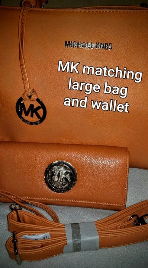 Brand New Authentic Michael Kors Matching Purse And Wallet Set