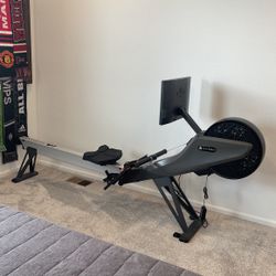Aviron Rowing Machine 