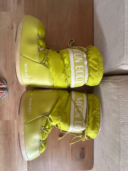 Moon Boot Icon Snow Boots Lime Green Women’s 8/9 EU 39-41