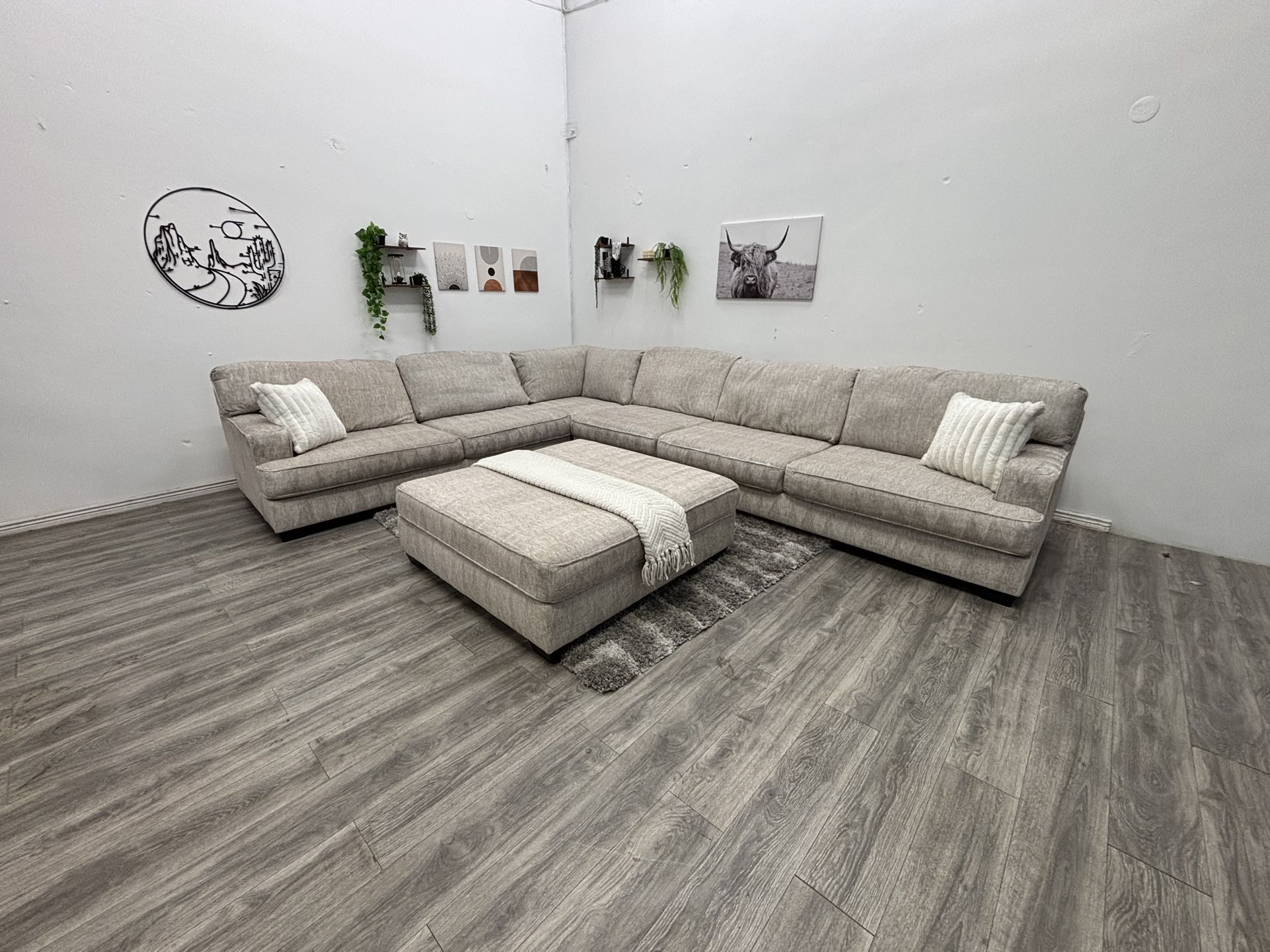 Cream Sectional Couch - Free Delivery