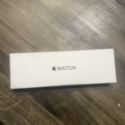 The Apple Watch SE 3 (40mm, GPS+Cellular, Midnight Aluminum