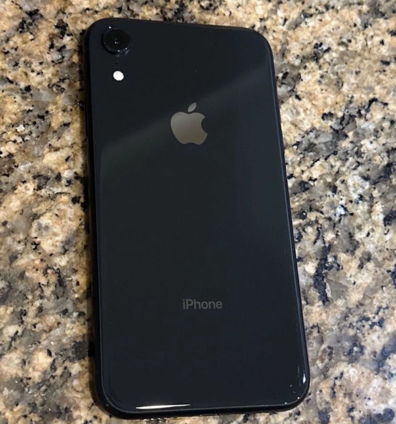 Apple iPhone XR 64gb At&t And Cricket Wireless Or T Mobile