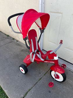 RADIO FLYER TRICYCLE