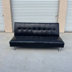 *Free Delivery* Black Futon Couch Sofa Sleeper Bed
