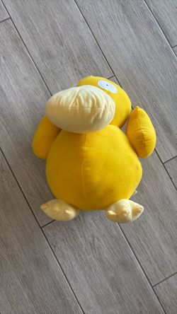 Psyduck Pokémon plushy