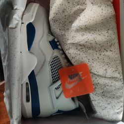 Jordan 4 Military Blue Size 9 And 8.5