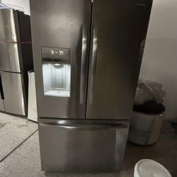 Frigidaire Refrigerator 